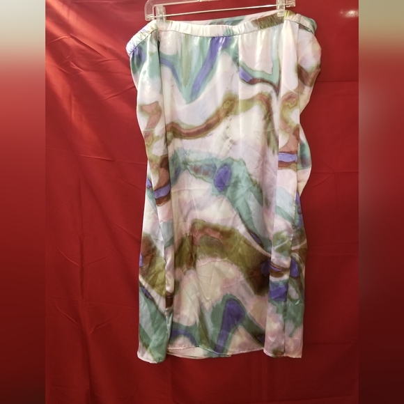 Future collective women's skirt Marbled Silk curved hem size 20 midi length New - Picture 3 of 8